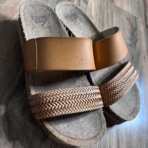 Reef Women’s Cushion Vista Hi Sandals